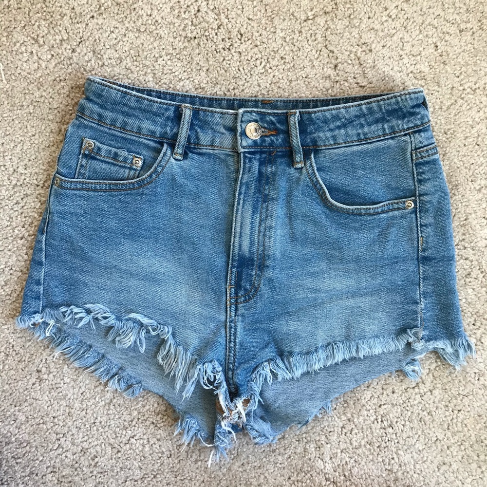 light wash high waisted denim shorts